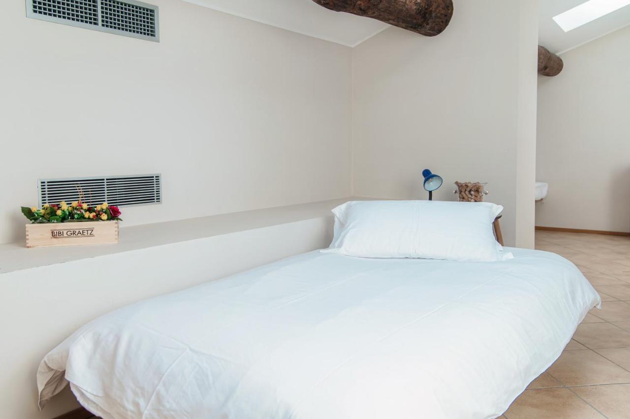 Апартаменты Grape Attic 72 - The House Of Travelers Комо Экстерьер фото