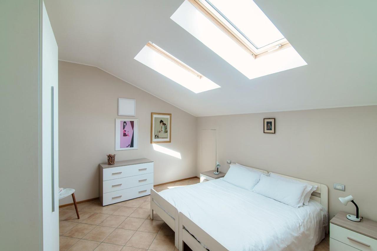 Апартаменты Grape Attic 72 - The House Of Travelers Комо Экстерьер фото
